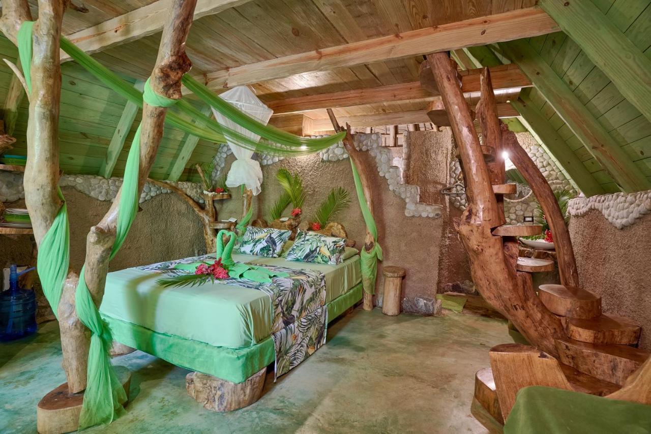 Chalet Tropical Hotel & Restaurant-Pizzeria Las Galeras Dış mekan fotoğraf
