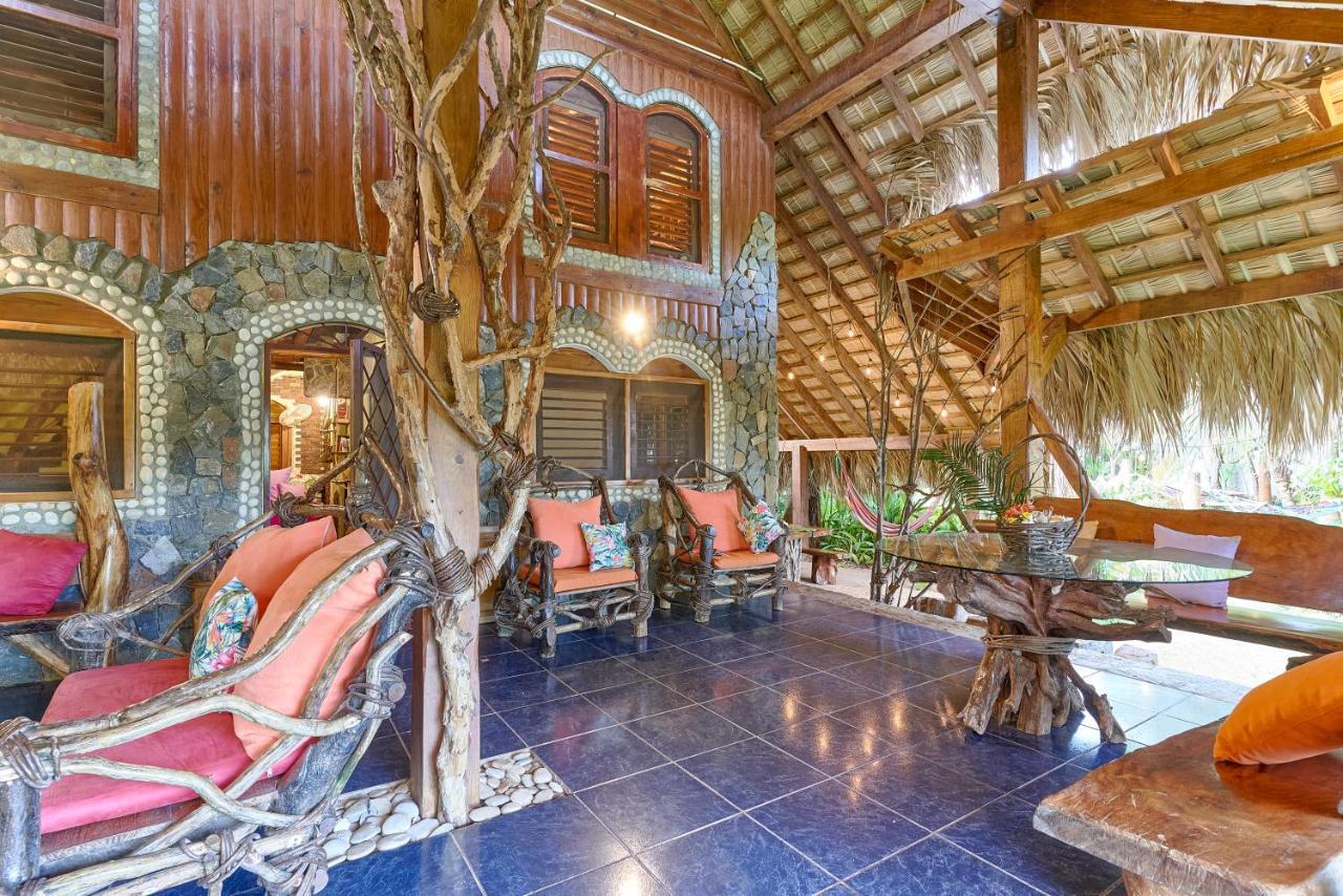 Chalet Tropical Hotel & Restaurant-Pizzeria Las Galeras Dış mekan fotoğraf