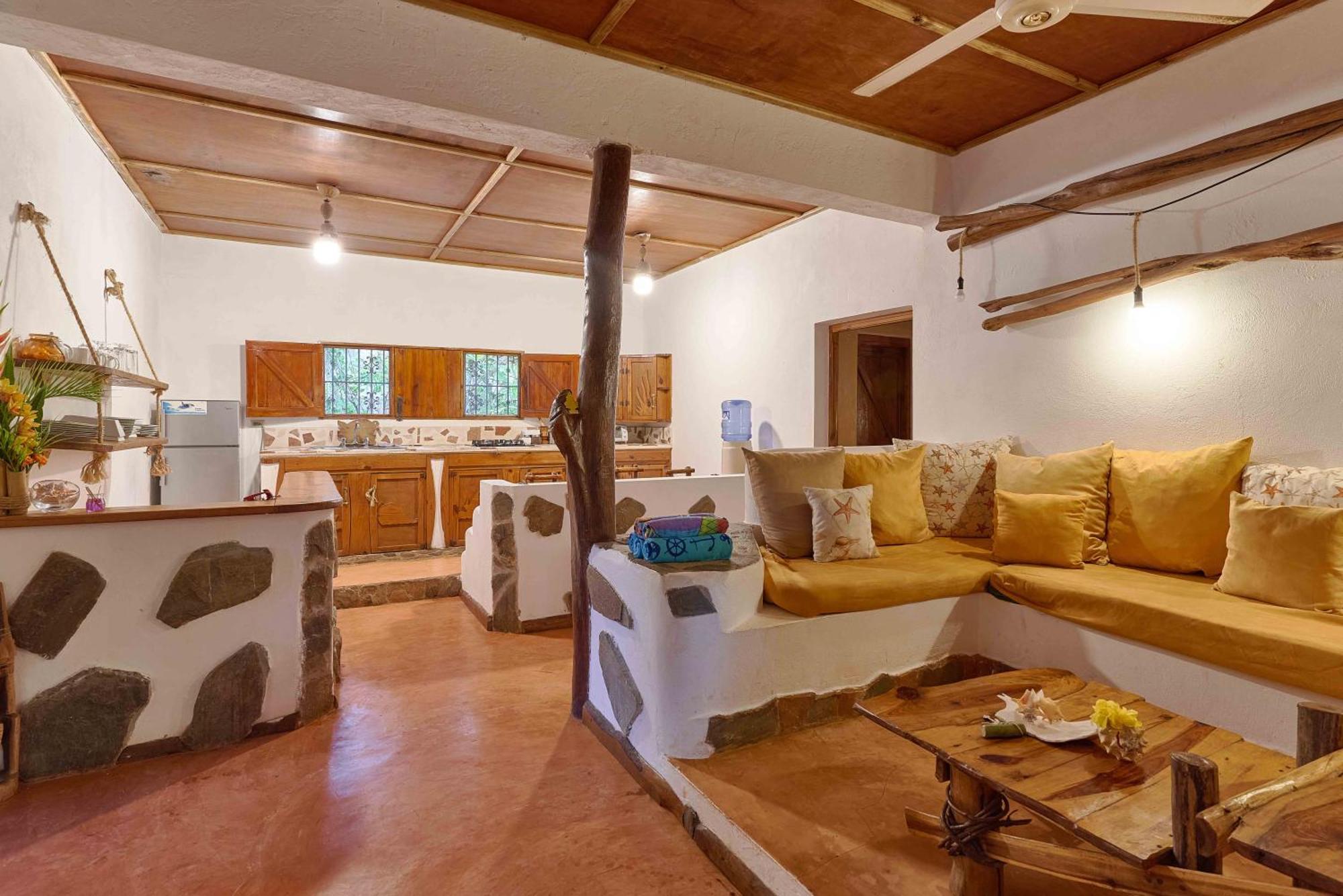 Chalet Tropical Hotel & Restaurant-Pizzeria Las Galeras Dış mekan fotoğraf