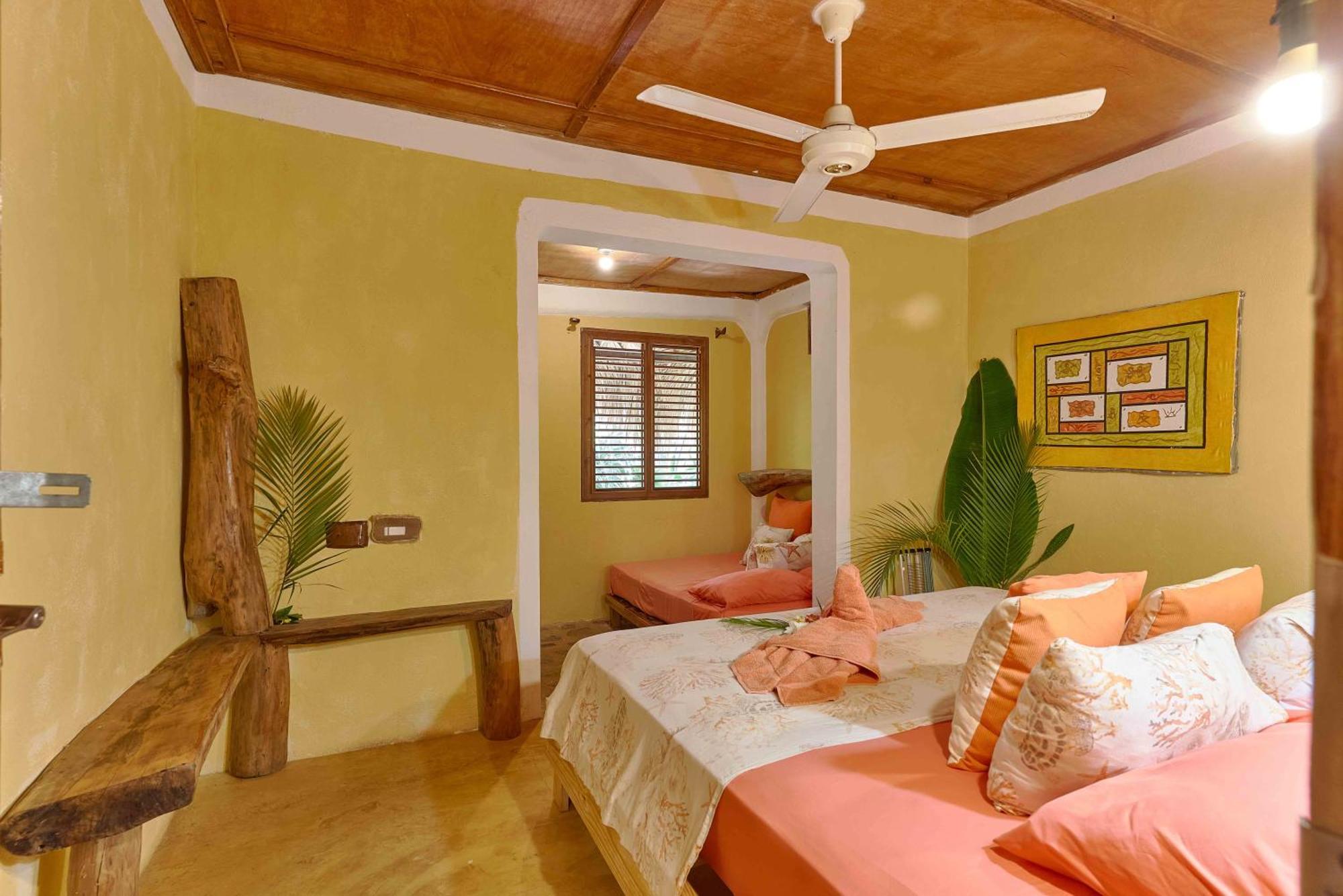 Chalet Tropical Hotel & Restaurant-Pizzeria Las Galeras Dış mekan fotoğraf