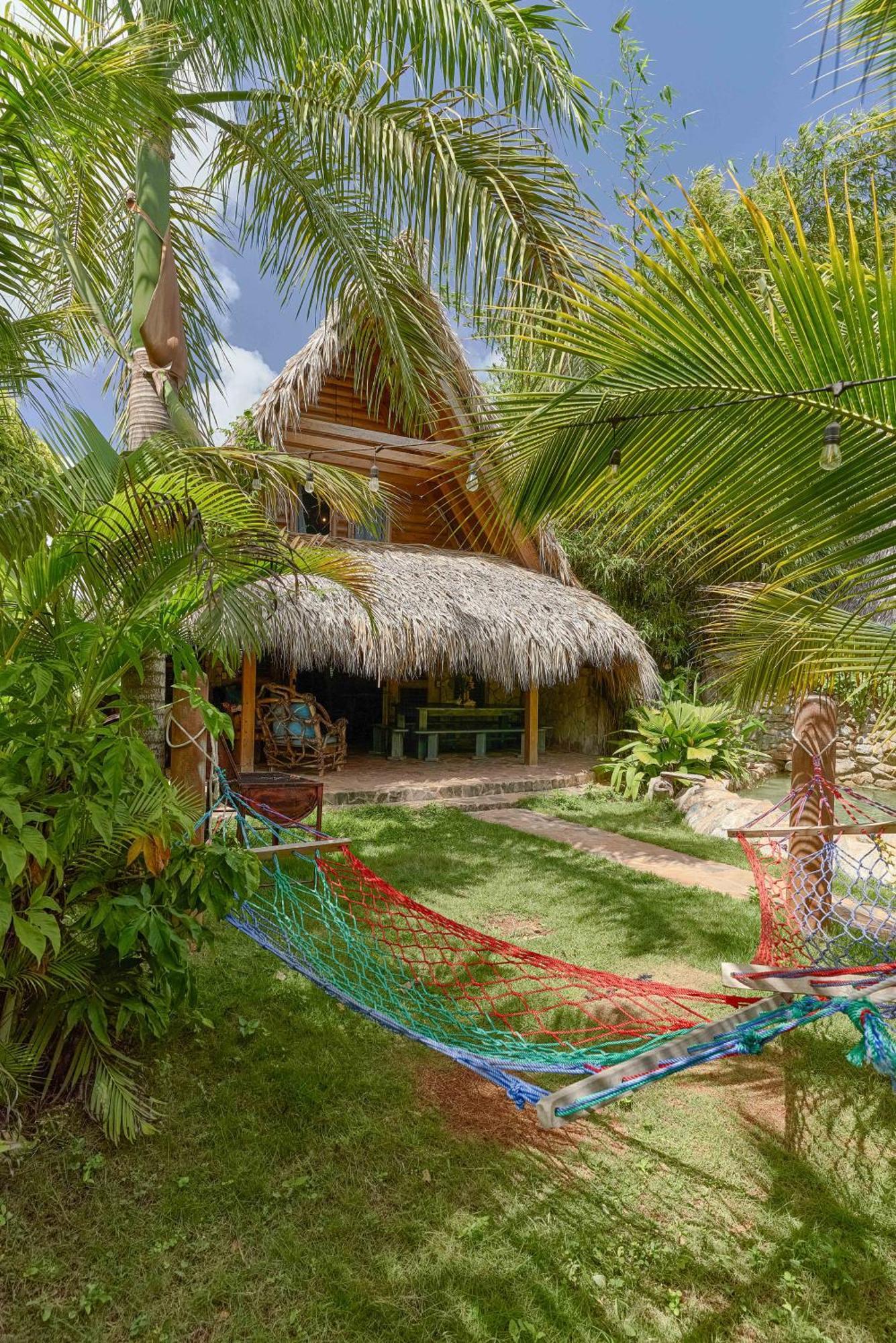 Chalet Tropical Hotel & Restaurant-Pizzeria Las Galeras Dış mekan fotoğraf